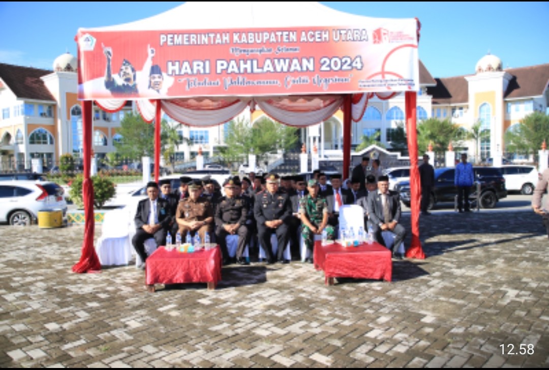 Pj Bupati Mahyuzar Pembina Upacara Memperingati Hari Pahlawan