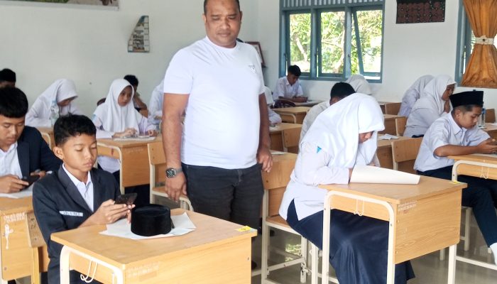 Kepala Cabang Dinas Pendidikan Wilayah Kabupaten Aceh Timur Rahmatsah Putra, S.Pd.,M.S.M, Kunjungi SMAN Unggul.