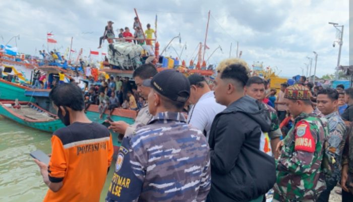 Babinpotmar Posal Krueng Geukueh Lanal Lhokseumawe Laksanakan Evakuasi Penemuan Mayat di Laut Pusong, Lhokseumawe