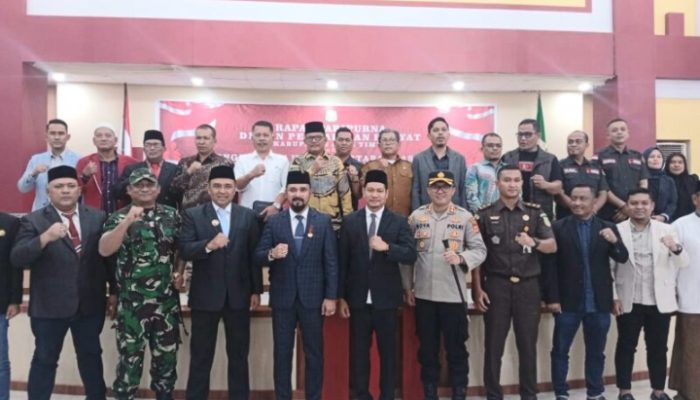 DPRK Paripurnakan Penetapan Pasangan Bupati dan Wakil Bupati Terpilih Periode 2025-2030