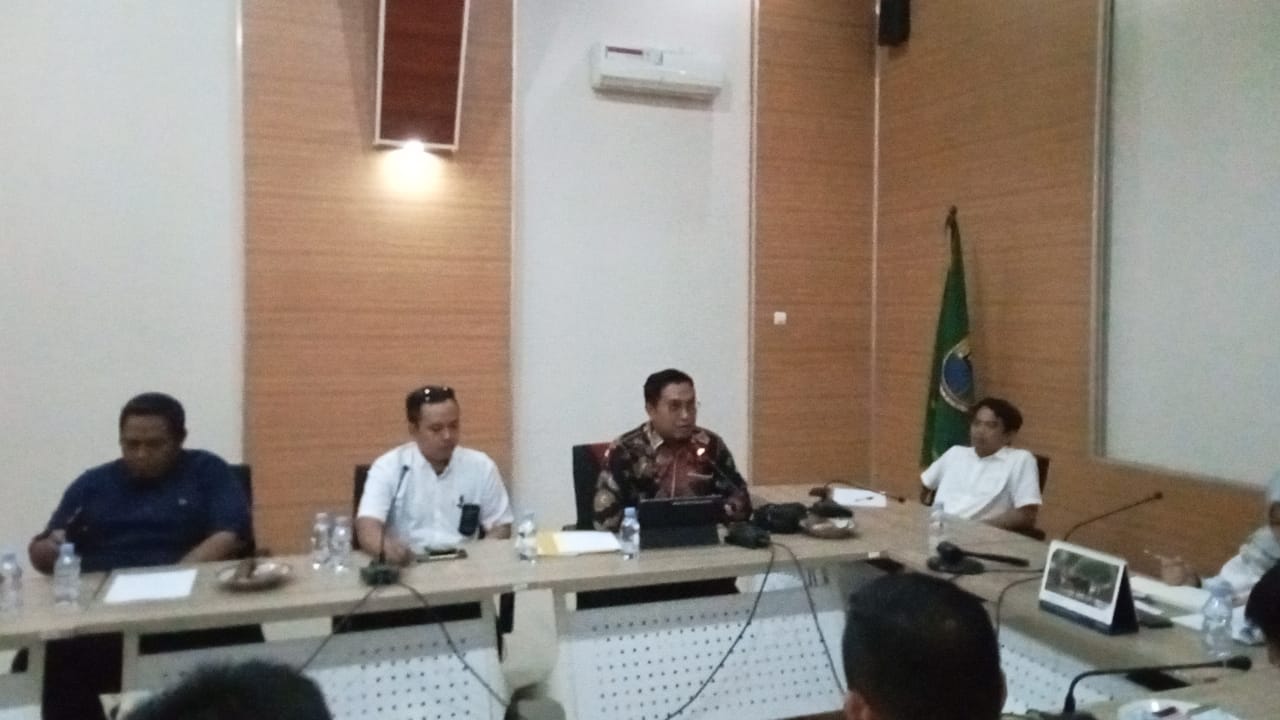 King Naga Selaku Konsultan BUMN Hadiri Undangan DPRD Lebak