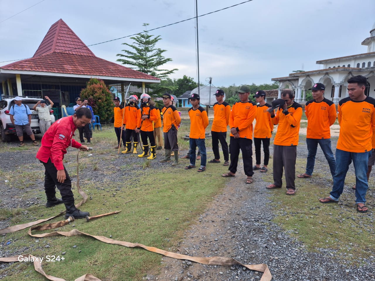 ” *Bersama Muspika Mesuji Raya, PT. Sampoerna Agro Tbk Perkuat KTPA Desa Dabuk Makmur dan Desa Balian* ”