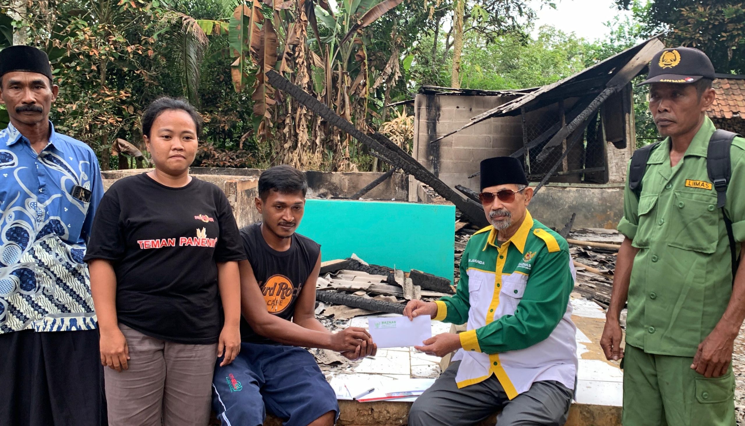 Bazans Kabupaten Lebak Salurkan Bantuan Untuk Korban Kebakaran