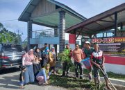 Babinsa Kerja Bakti Bersama Ibu-ibu PKK, Upaya Mewujudkan Kepedulian Terhadap Lingkungan