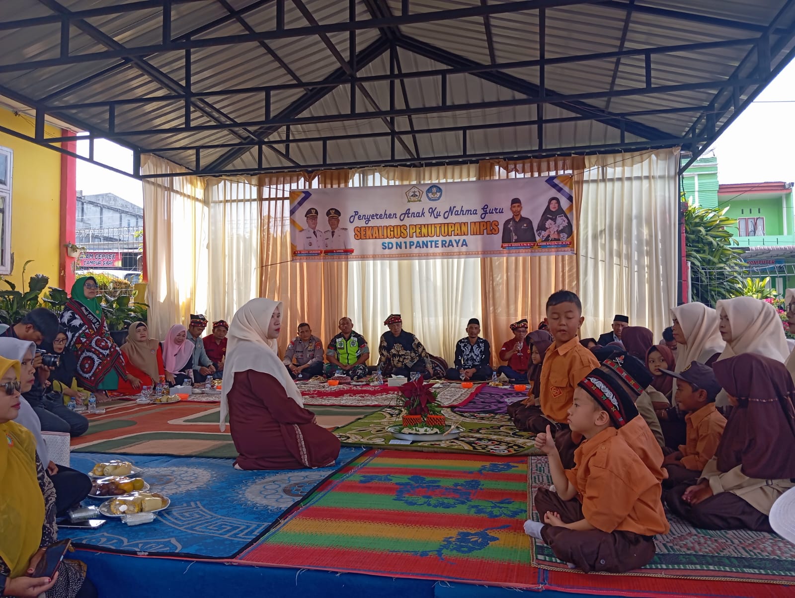 Babinsa Koramil 02/Wps Hadiri Penutupan Pengenalan Lingkungan Sekolah (MPLS) Terhadap Siswa/i Baru