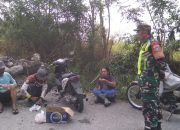 Cegah Karhutla Di Musim Kemarau Babinsa Koramil 02/Wps, Larang Warga Bakar Hutan Dan Lahan