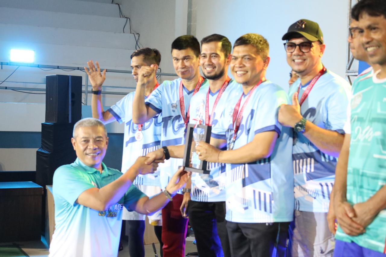 Wakapolda Aceh Resmi Tutup Kejuaraan Badminton Kapolda Aceh Cup 2025