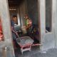 Peduli Warga Binaan, Babinsa Koramil 02/Wps Bantu Warga yang Sedang Membangun Rumah