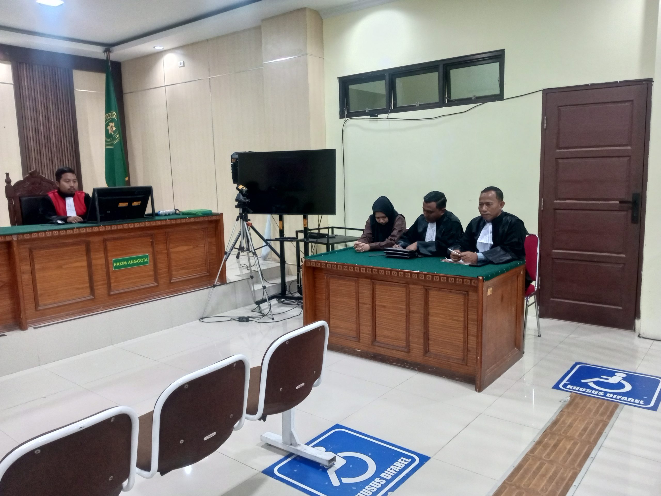 Sidang Lanjutan Kasus Tabrakan Beruntun dengan Agenda Memeriksa Saksi Korban, Terdakwa dr. Suci Sempat Berkelit, “Kita Buktikan Nanti Siapa yang Berbohong” kata Hakim
