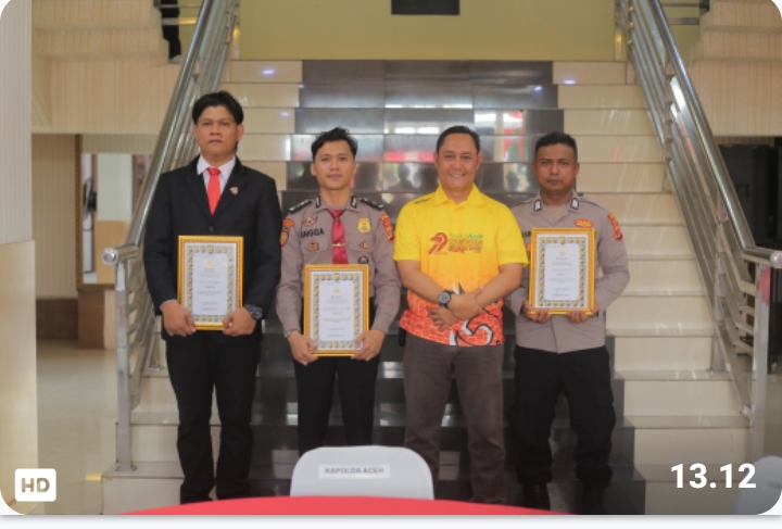 Juara 1 Festival Band Se-Polda Aceh, D’Upes Polres Aceh Tengah Terima Penghargaan Kapolda