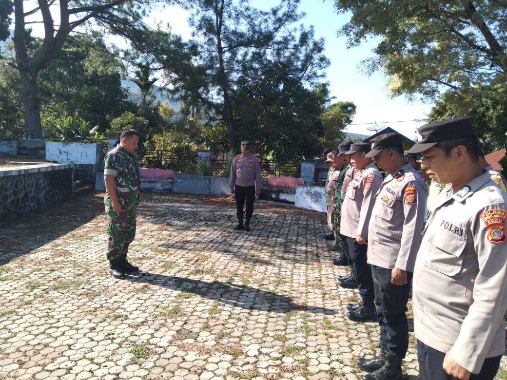 Sambut HUT RI Ke-80, TNI-Polri Bersama Masyarakat Kerja Bakti Bersihkan Monumen Bersejarah Radio Rimba Raya