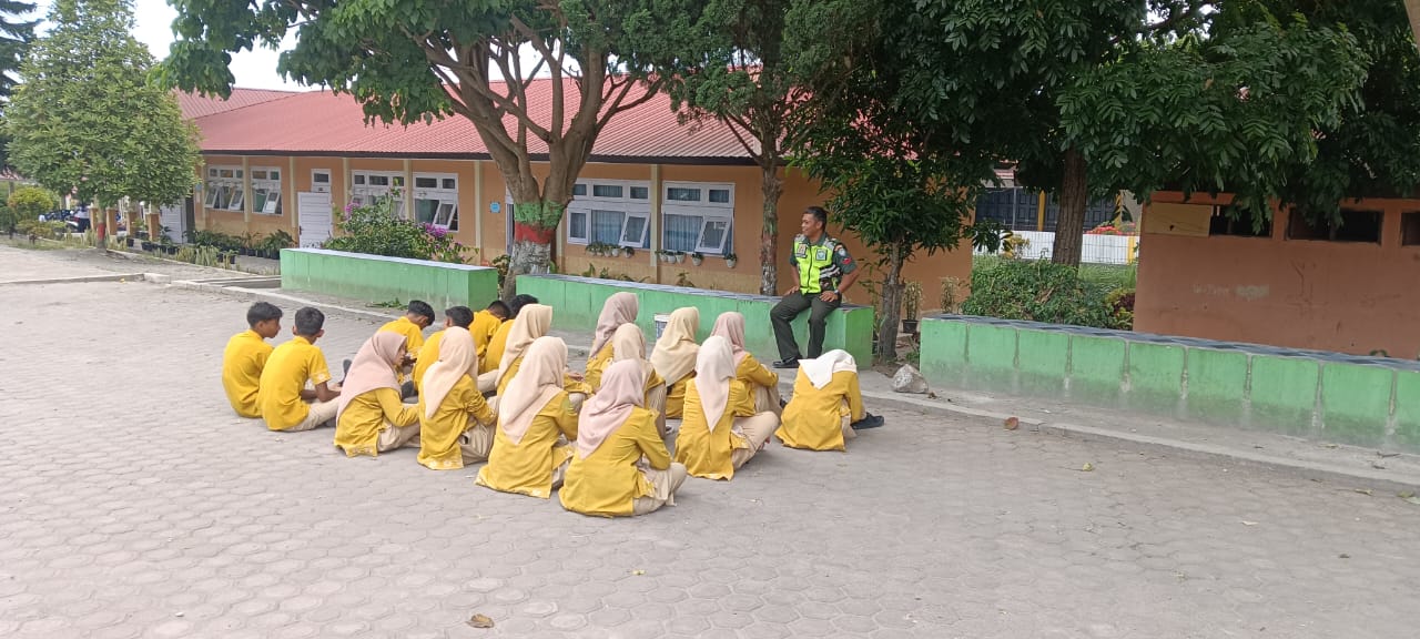 Babinsa Koramil 04/PRG Pimpin Latihan PBB Persiapan LKBB Tingkat Kecamatan