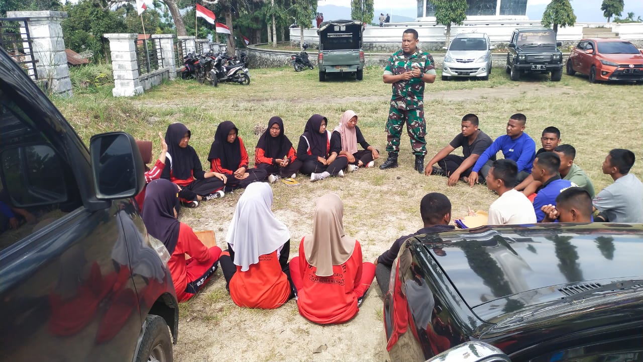 Jelang Hari H, Pgs Danramil 04/PRG Berikan Motivasi Kepada Anggota Paskibraka