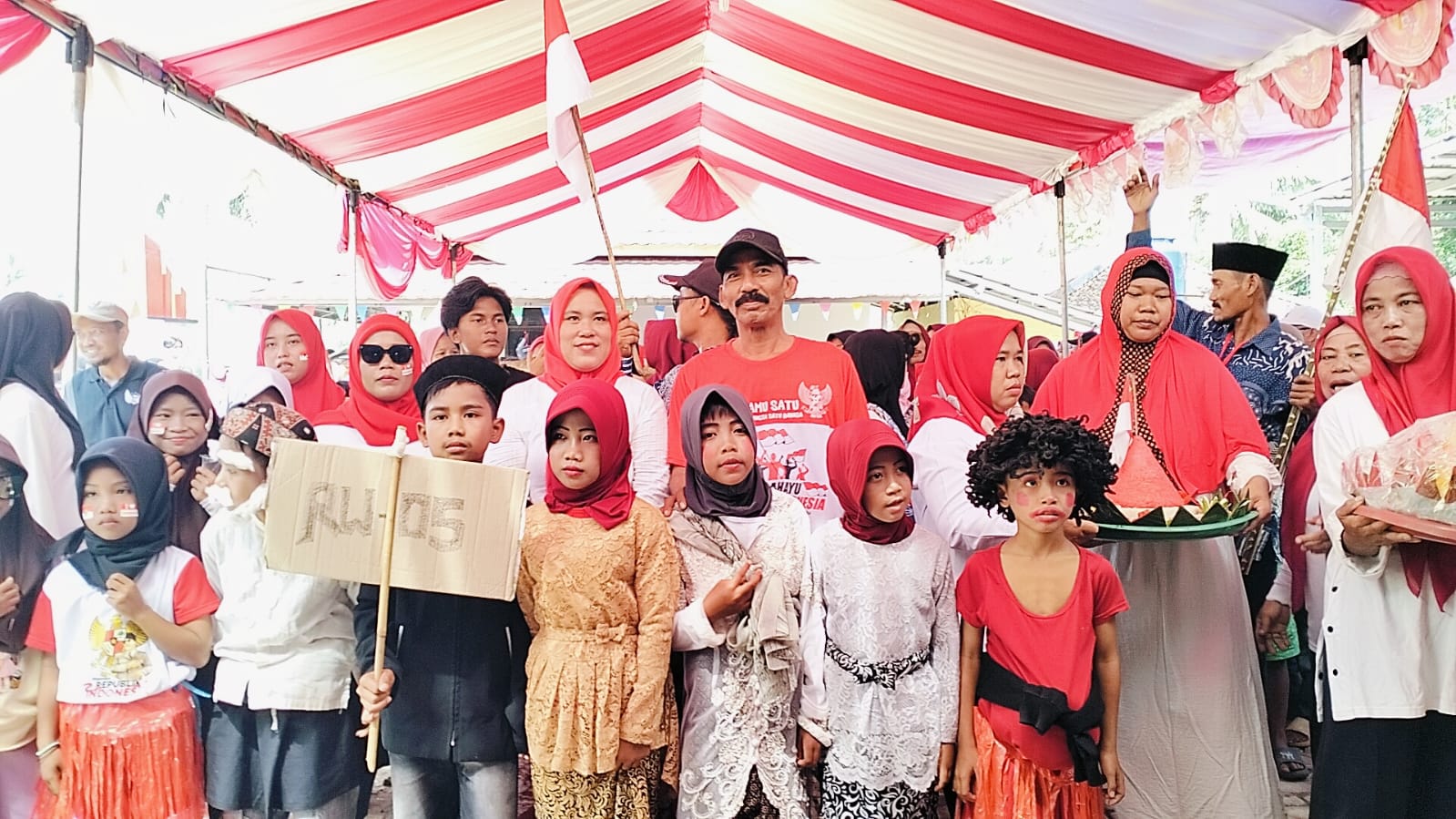 Keren Desa Banjarsari Selenggarakan Carnaval Bersama Masyaraktnya