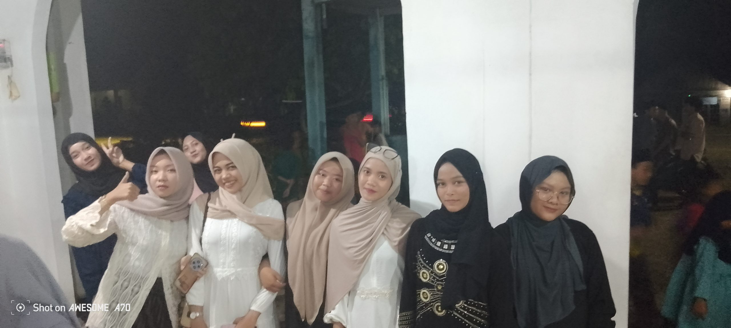 Muda mudi kamp Banjar agung mengadakan Peringatan Maulid Nabi Muhammad SAW di kamp Banjar agung berlangsung khidmat