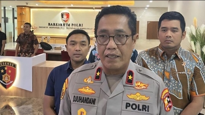 Brigjen Pol. Djuhandhani Resmi Jabat Kapolda Sulsel, Rusdi Jabat Pati Bareskrim