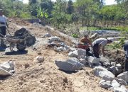 Babinsa Pemango Implementasikan Peran Binter Saat Di Wilayah Binaan