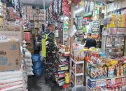 Pastikan Kebutuhan Pangan Masyarakat Terjamin, Babinsa Koramil 04/PRG Monitoring Harga Dan Ketersediaan Sembako