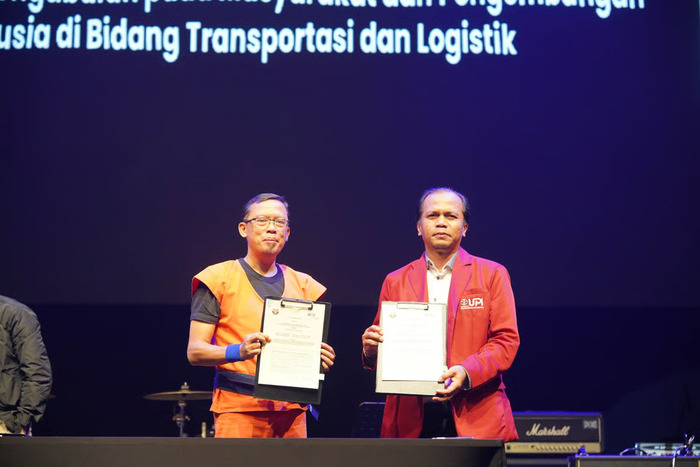 KAI Logistik Perkuat Kolaborasi Pendidikan dan Industri Logistik Bersama Universitas Pendidikan Indonesia KAI Logistik Perkuat Kolaborasi Pendidikan dan Industri Logistik Bersama Universitas Pendidikan Indonesia