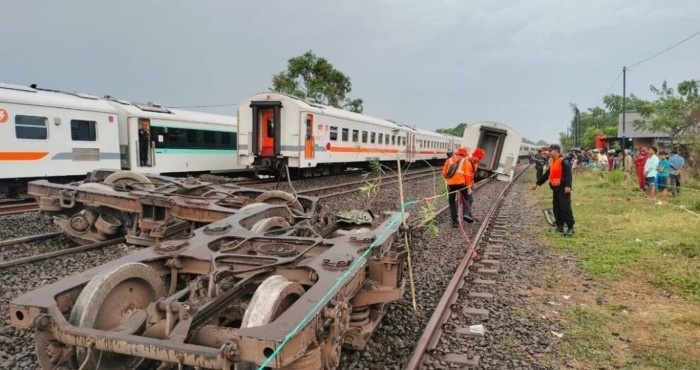 KAI Pastikan Penumpang KA Purwojaya Selamat, Perjalanan Lanjutan Disiapkan