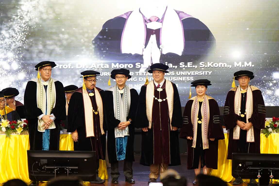 Guru Besar BINUS UNIVERSITY Gagas‘Coffee 5.0’ Integrasi AI, Blockchain, dan Live-Streaming