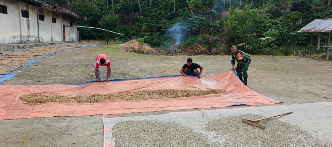 Bentuk Nyata Dukungan Babinsa Di Wilayah Dalam Mewujudkan Ketahanan Pangan
