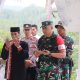 Dansatgas TMMD ke-126 Pimpin Apel Bersihkan Makam Datu Merah di Muge, Takengon