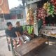 Komsos Bersama Masyarakat, Babinsa Cek Daya Beli Terhadap Sembako
