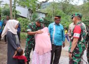 Buk Kasmawati Menangis Haru Saat Terima Kunci Rumah Baru dari Satgas TMMD di Desa Rutih