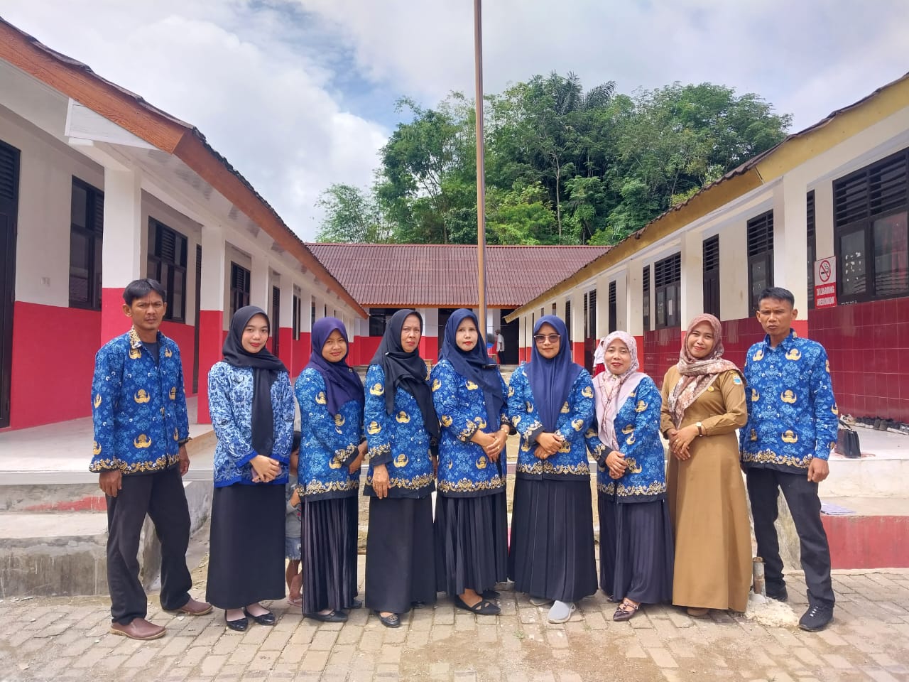 DSN 1 Parakan Besi  Sangat Berterima Kasih Atas Adanya Bantuan Program dari Kementrian Pendidikan