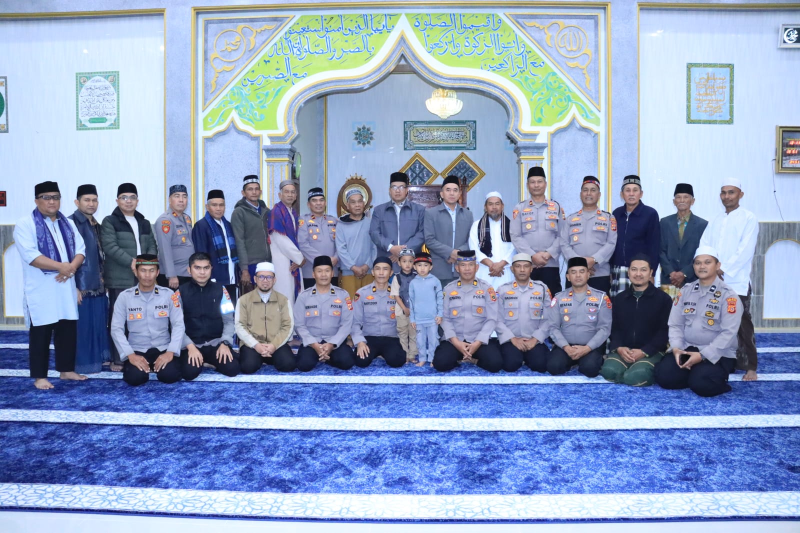 Polres Bener Meriah dan IAIN Takengon Gelar Safari Maghrib “Rabu Berkah” di Masjid Baitul Hakim Kampung Sumber Jaya
