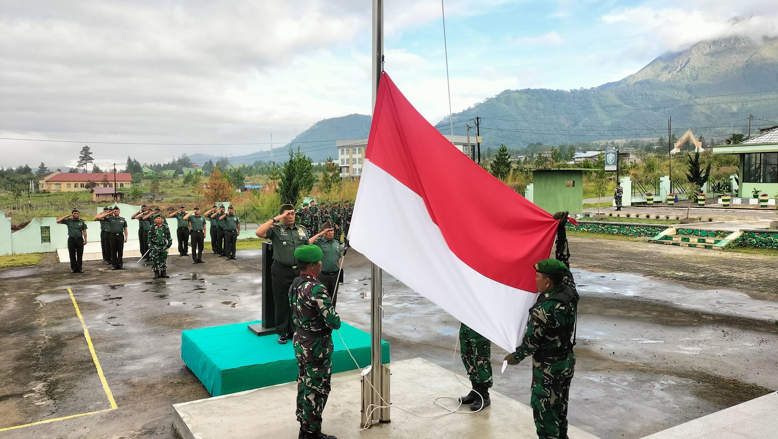Usai Upacara 17-an, Prajurit Kodim 0119/BM Laksanakan Latihan Defile