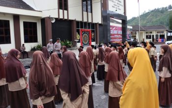 Polres Aceh Tengah Terima Kunjungan SD IT AN-NAHL, Kenalkan Tugas Kepolisian dan Beri Edukasi Anti Bullying