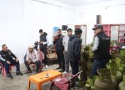 Polres Aceh Tengah Sidak Pangkalan dan Ungkap Penyebab Kelangkaan Gas LPG Subsidi Polres Aceh Tengah Sidak Pangkalan dan Ungkap Penyebab Kelangkaan Gas LPG Subsidi