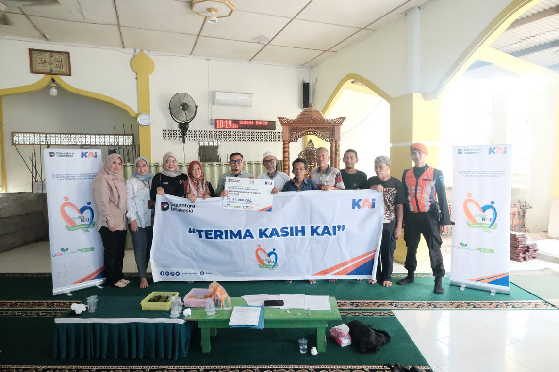 KAI Divre III Palembang Salurkan CSR TW III, Fokus Pengembangan Prasarana Umum dan Pendidikan