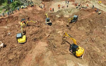 Kementerian PU Mobilisasi Alat Berat untuk Penanganan Darurat Longsor di Banjarnegara