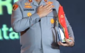 Filosopi Djuhandani, Diganjar Penghargaan Bergengsi CNN Indonesia Awards 2025* Filosopi Djuhandani, Diganjar Penghargaan Bergengsi CNN Indonesia Awards 2025*