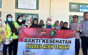 Layanan Kesehatan Gratis Polres Aceh Tengah dan Relawan Dokter PPDS USK Hadir di Desa One-One