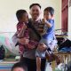 Polri Bersama Relawan Hibur dan Bangun Keakraban dengan Anak-Anak di Posko Pengungsian Aceh Tengah
