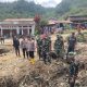 TNI–Polri di Aceh Tengah Gotong Royong Bersihkan Material dan Bangun Jembatan Akses Warga