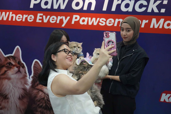 KAI Logistik Raih Penghargaan Marketeers Digital Marketing Heroes 2025 untuk Kategori Online – Offline Community Engagement