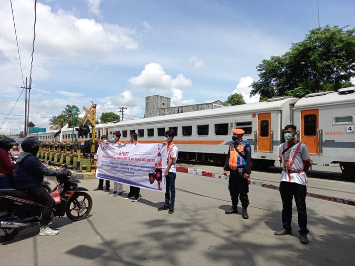KAI Perkuat Keselamatan Perlintasan Sebidang Jelang Angkutan Nataru 2025/2026