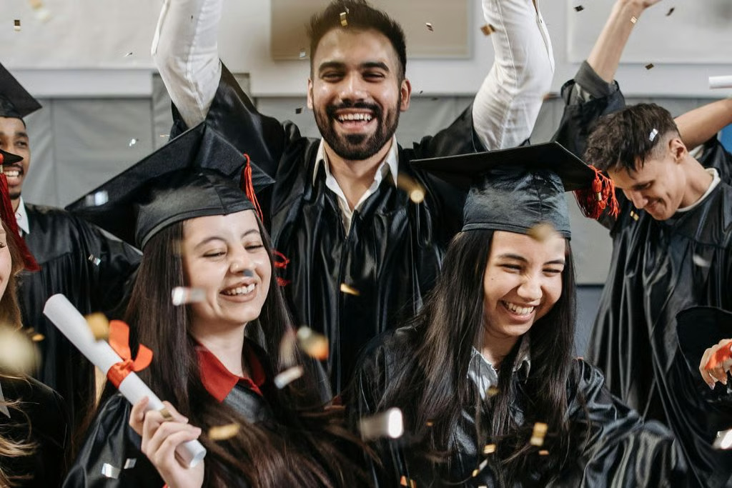 Biaya Wisuda yang Sering Terlewat dari Perhitungan