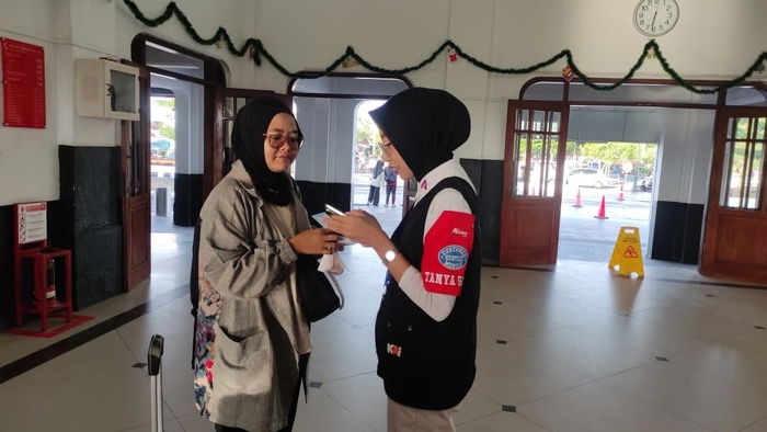 Customer Service Mobile Perkuat Pelayanan KAI Daop 4 Semarang Selama Angkutan Nataru 2025/2026