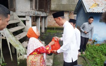 Awali 2026, Bupati OKI Gelar Safari Jumat dan Tinjau Rumah Tak Layak Huni