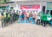 Kunjungi Daerah Terdampak Bencana, Koramil 01/Bandar Dan Persit KCK Kembalikan Senyum Dan Semangat Warga