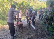 Meski Libur Akhir Pekan, Polres Aceh Tengah dan Brimob Polda Aceh Tetap Mengabdi Bantu Masyarakat Pascabencana