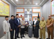 Polres Aceh Tengah Terima Penghargaan DPRK atas Peran Aktif Penanganan Bencana Hidrometeorologi