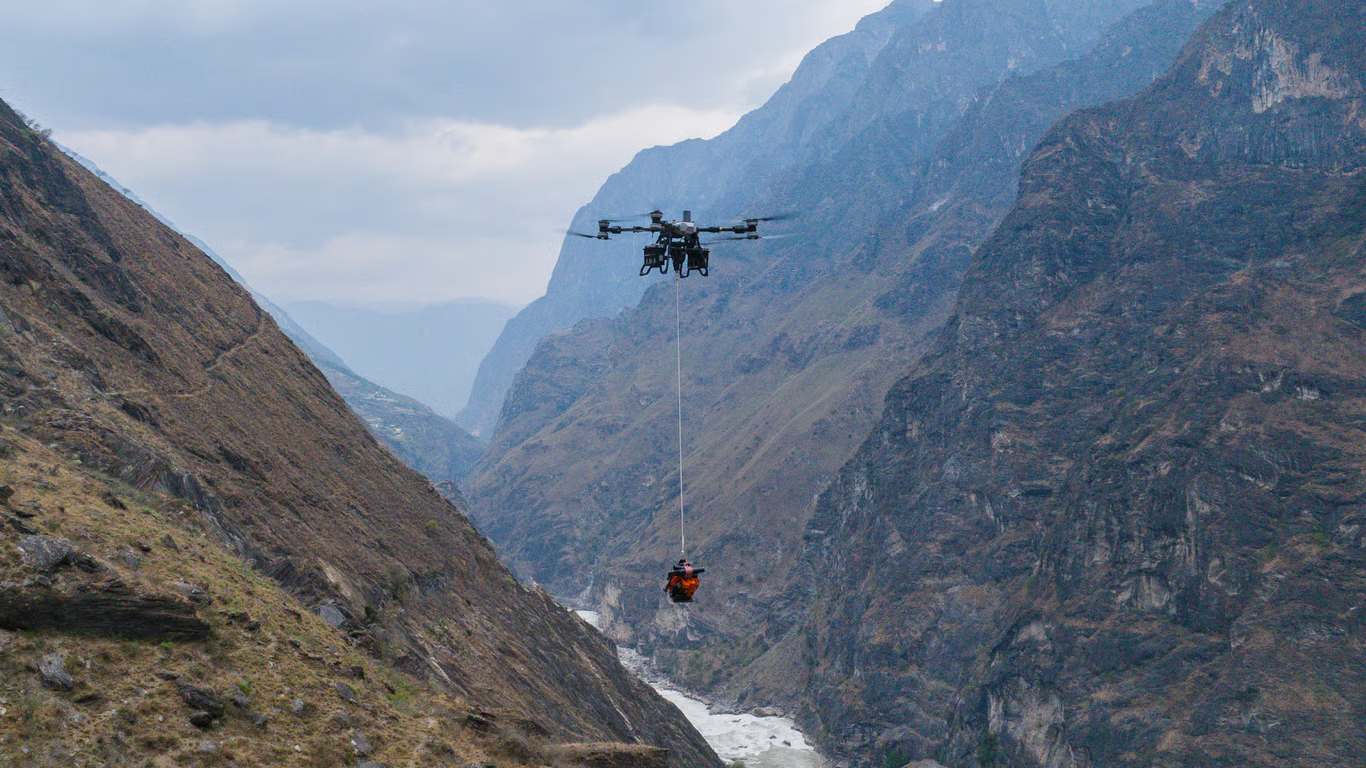 Peran Drone Angkut dalam Menjaga Keberlangsungan Distribusi Logistik Darurat di Indonesia