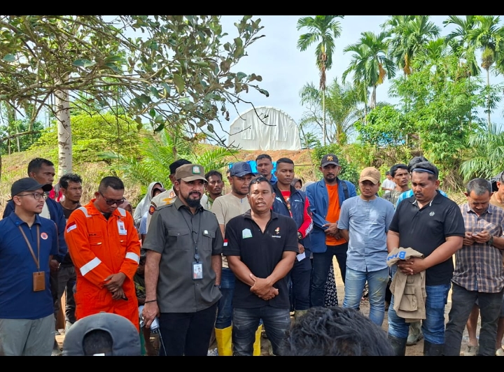 Tim Bupati Aceh Timur Terus Bergerak Salurkan Bantuan, Arungi Sungai Hantar Logistik kePante Bidari.